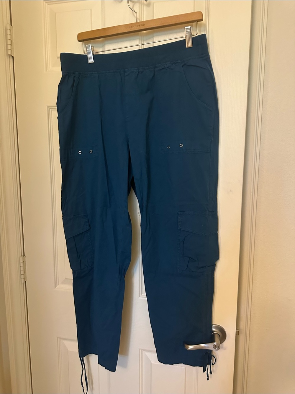 I Jill ankle cargo pants pull on